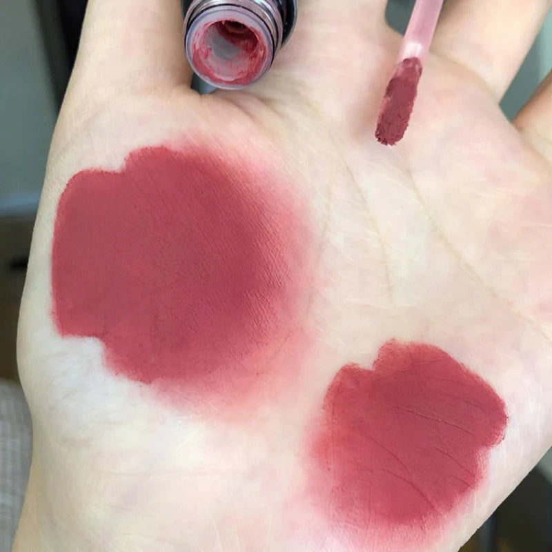 "Velvet Matte Liquid Lipstick – Waterproof & Long Lasting" ✅