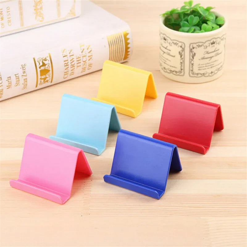"Mini Phone Holder – Portable Kitchen Gadget Stand" ✅