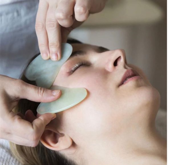 ✨ Flawless Jade Roller & Gua Sha Set – Glow, Relax & Renew Naturally